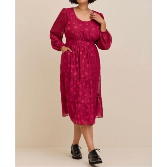 π π Midi Clip Dot Star Chiffon Tiered Dress 0 NWT Torrid New Burgundy - Picture 3 of 6